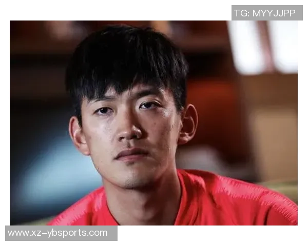 颜骏凌谈武磊动员作用强调球队争冠经验与心理负担轻松